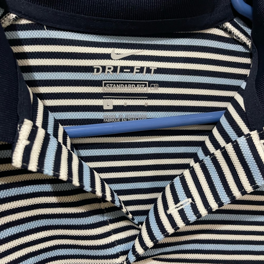Nike Dri-Fit - Picture 4 of 4